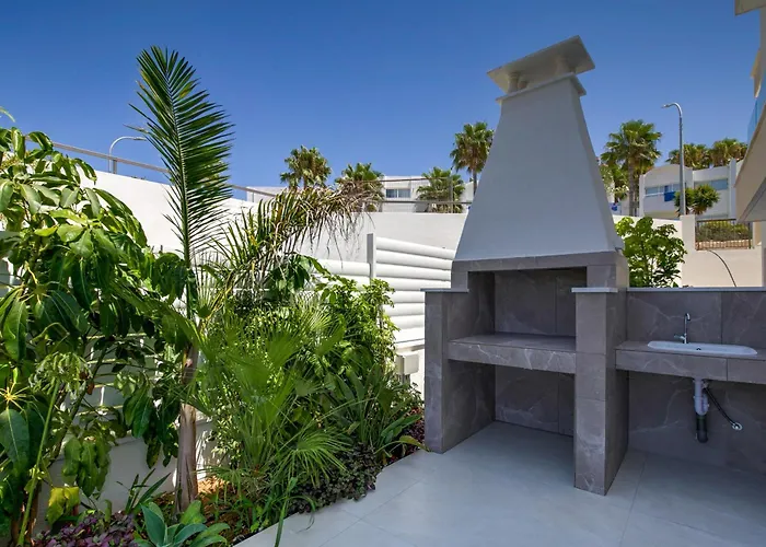 Olymp White Palace - The Ultra Luxury Beach House